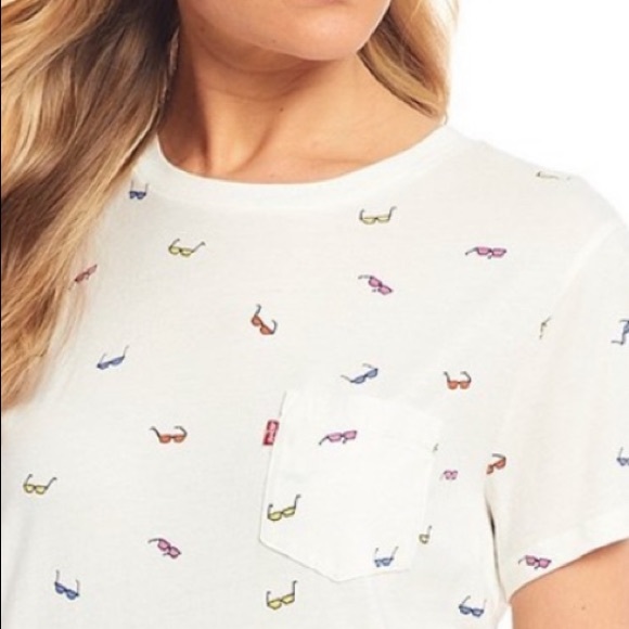 👓Levi's®Sunglasses Print Perfect Pocket Tee👓 SzS - Picture 2 of 6